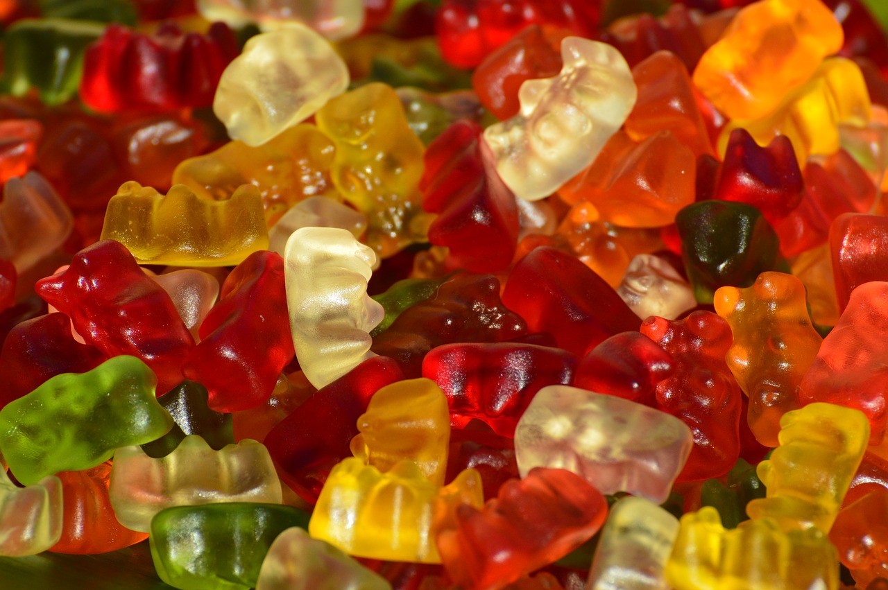 Polizei rückt wegen Gummibärchen an