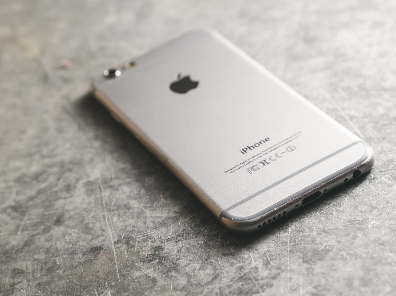 iPhone 7 aus Damentoilette gestohlen