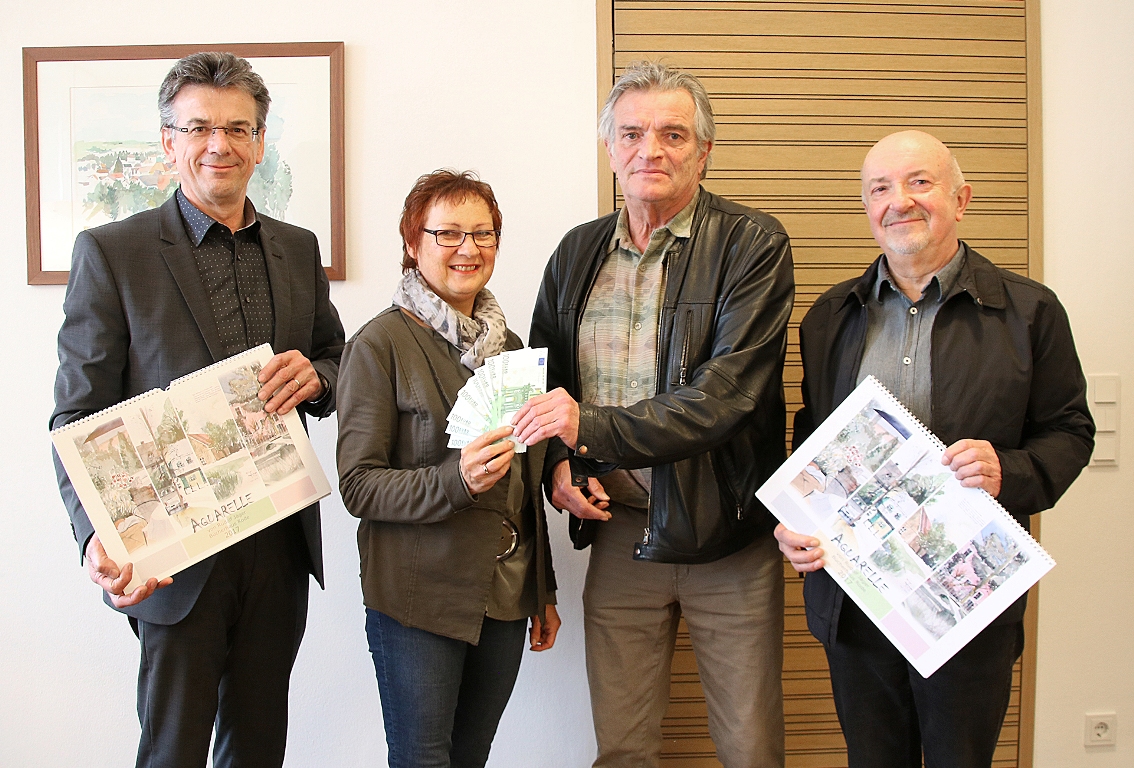 Kalender ein Selbstläufer: 900 Euro gehen an „Lichtblicke“