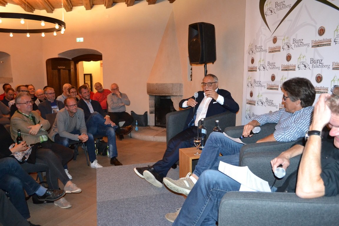 Fußball-Star beim Sporttalk
