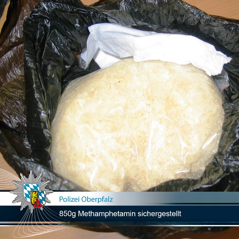 Polizei stellt 850 Gramm Methamphetamin sicher