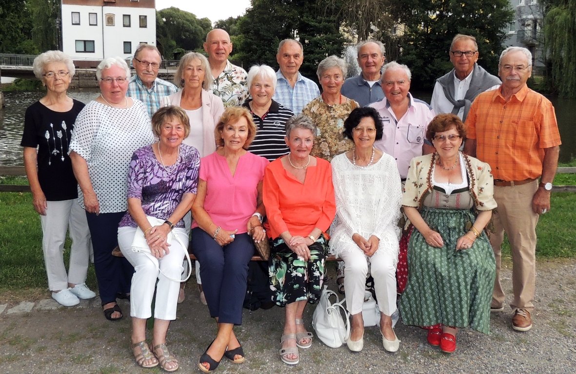 Wiedersehen mit Erstklass-Lehrerin nach rund 70 Jahren