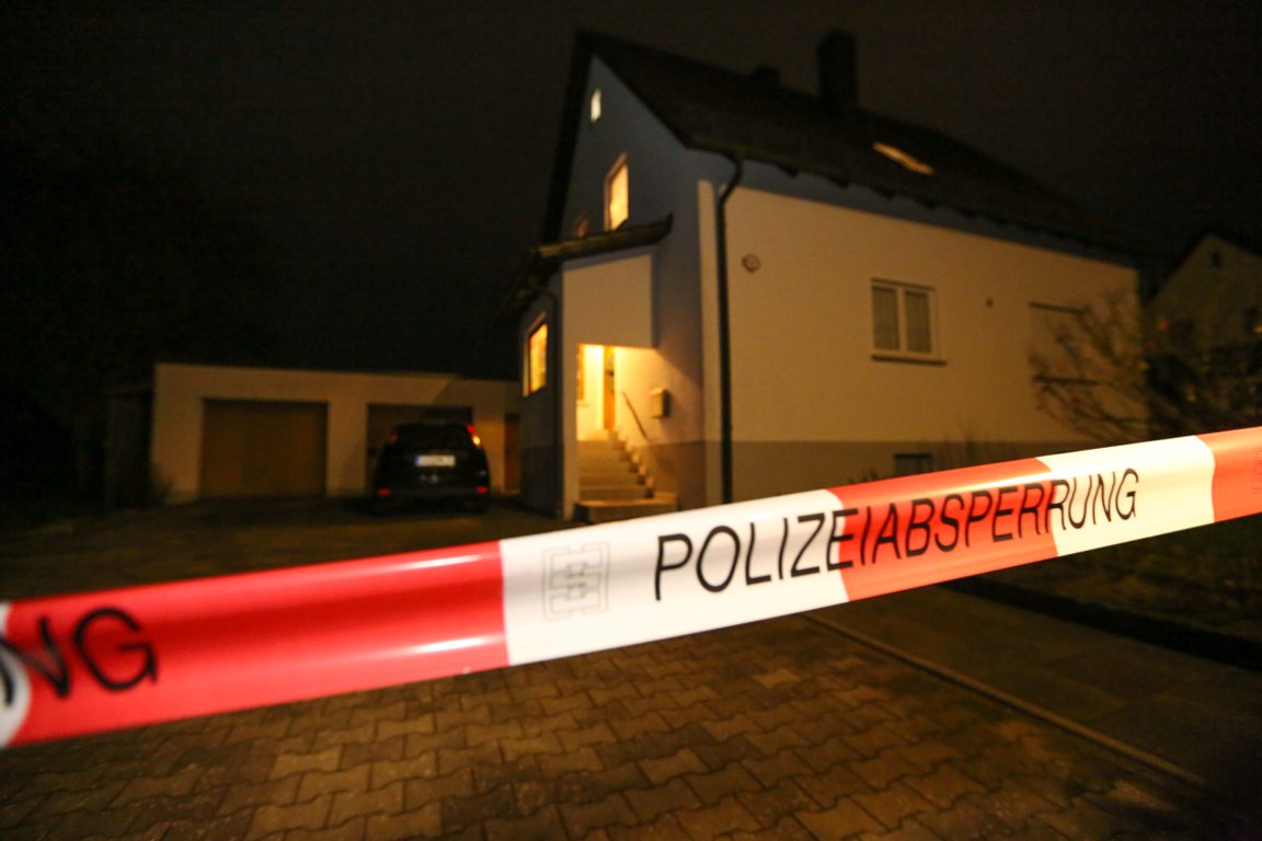 Familienvater sticht Ehefrau nieder