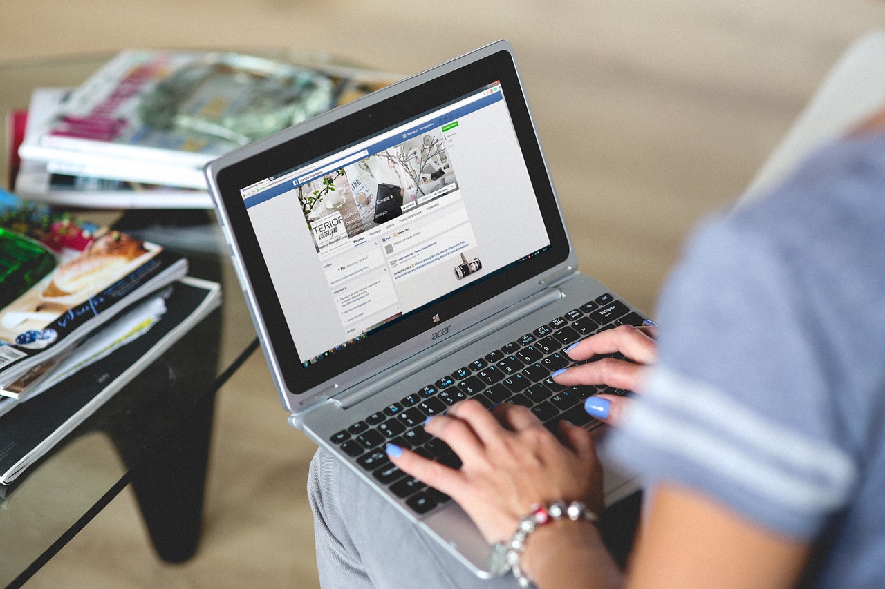 Laptop in Gymnasium gestohlen