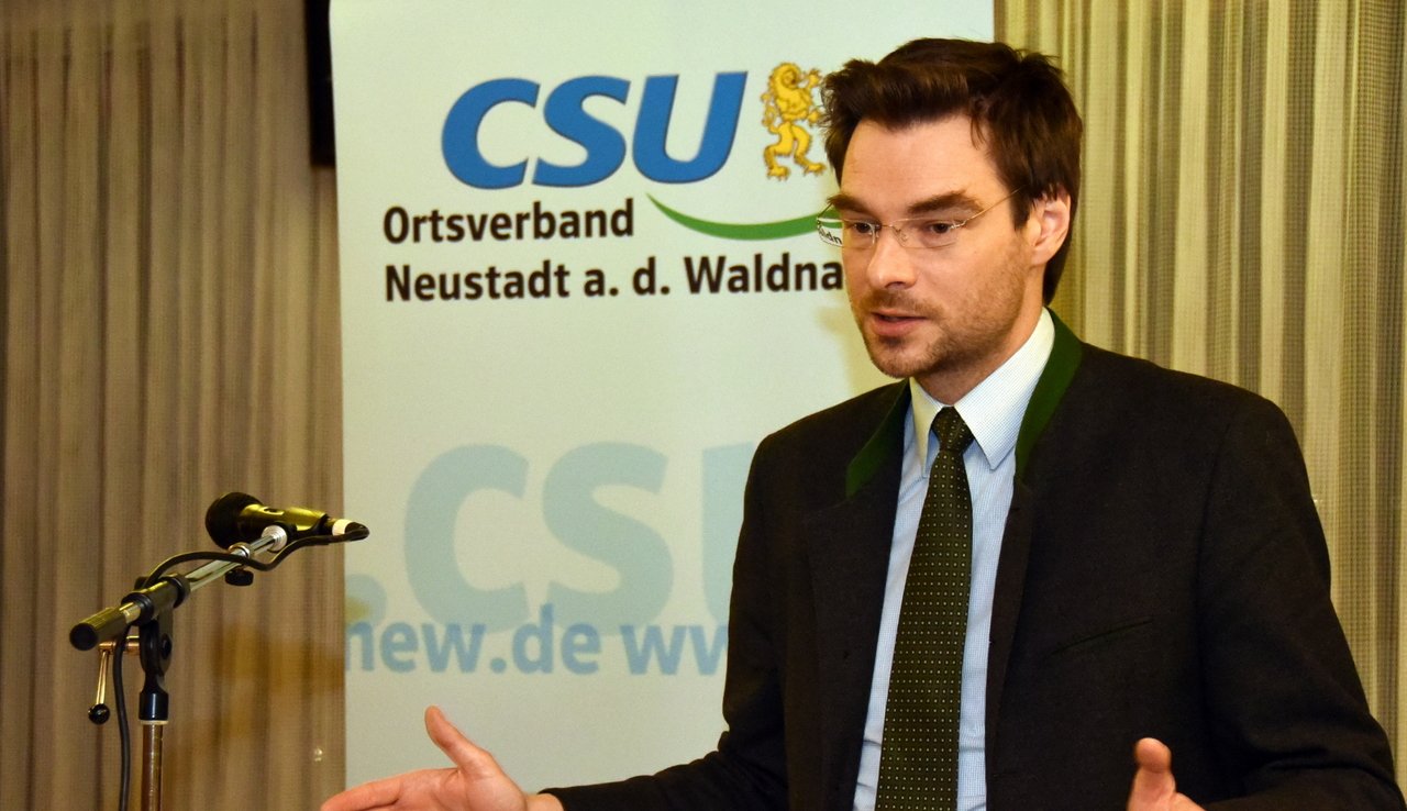 CSU-Jahreshauptversammlung: Seehofer muss liefern
