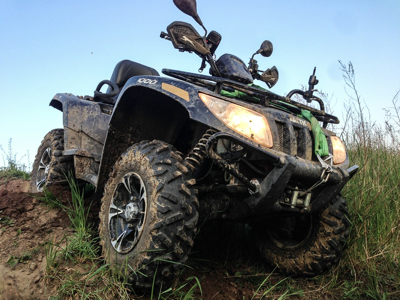 Quad samt Helm gestohlen
