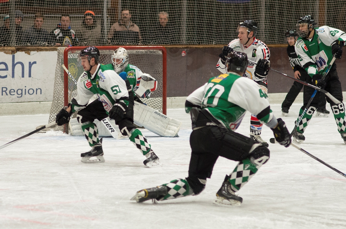 EHC Mitterteich: 5:3 Niederlage gegen Erzrivalen Regen