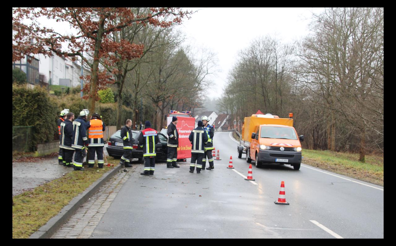 Schwerer Unfall bei Grafenwöhr: Kleinkinder (6&3) verletzt