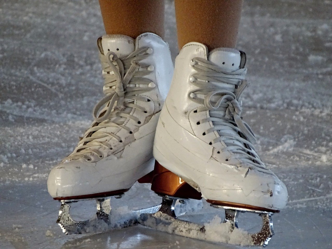 Buben (10&12) im Eisstadion beklaut