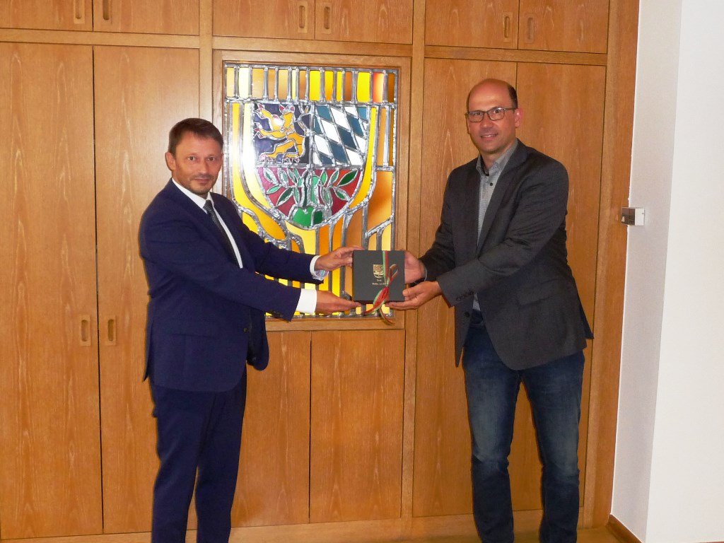 Schulleiter wünscht sich geregelten Schulalltag