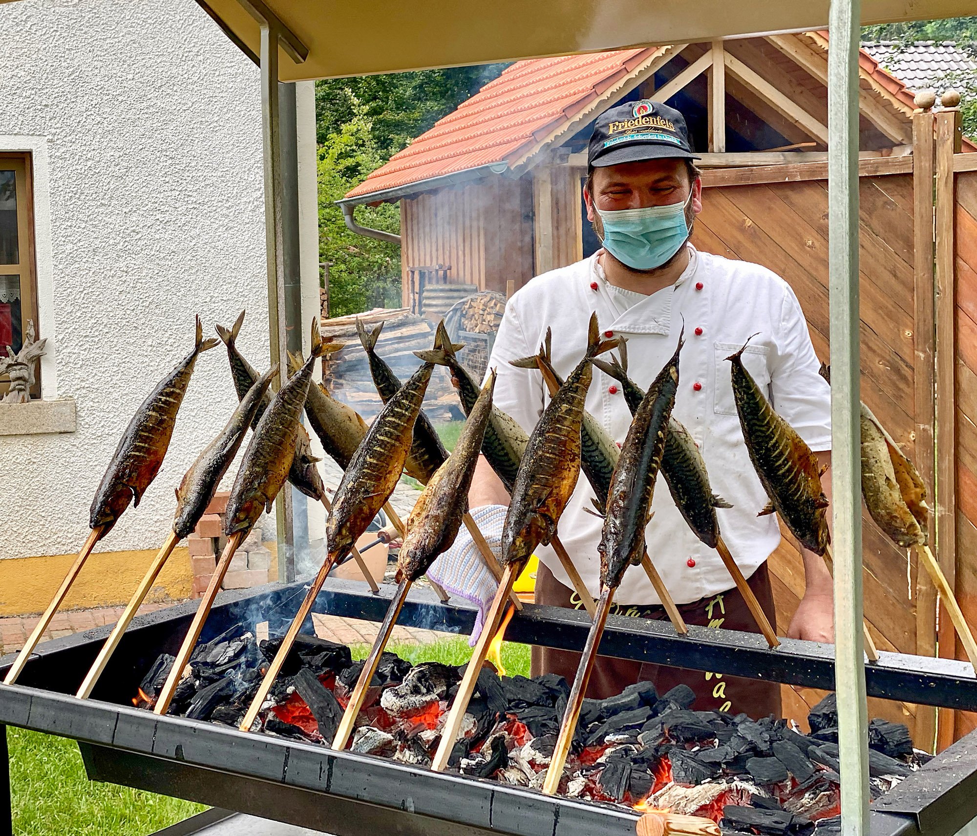Steckerlfisch kommt im Steinwald gut an