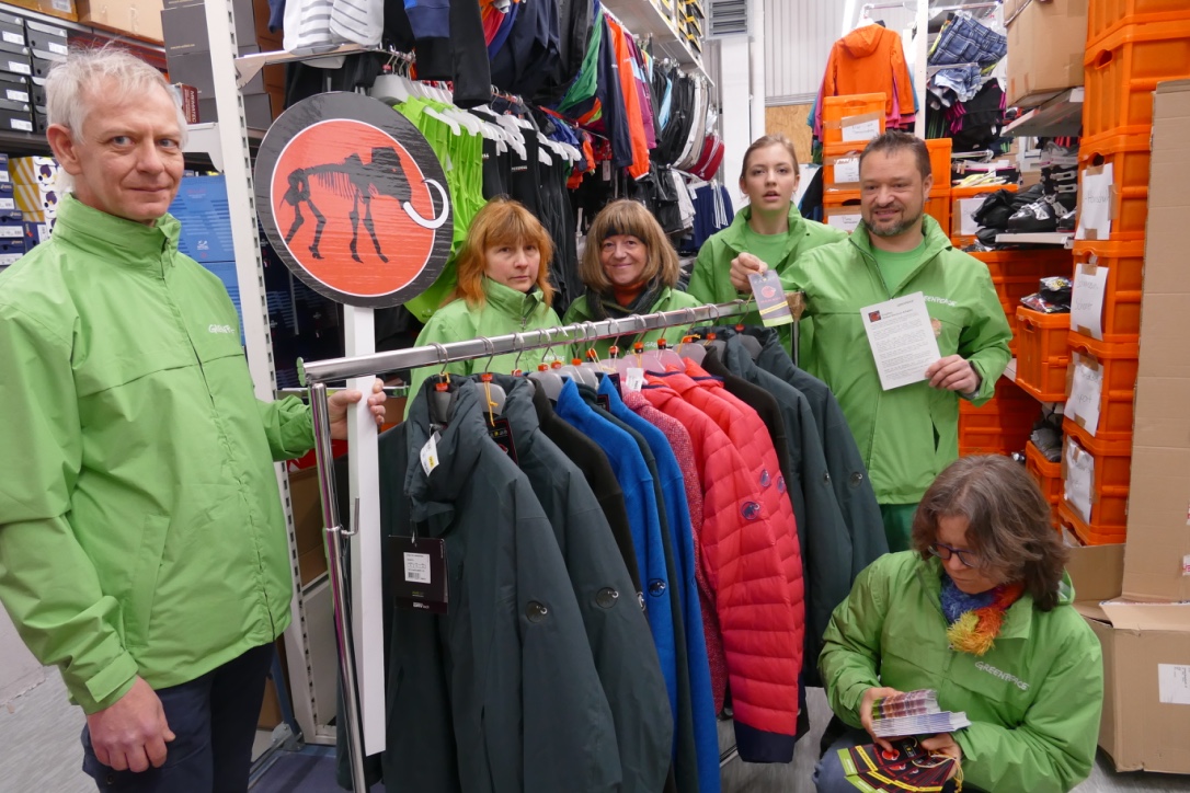Greenpeace protestiert in Weiden