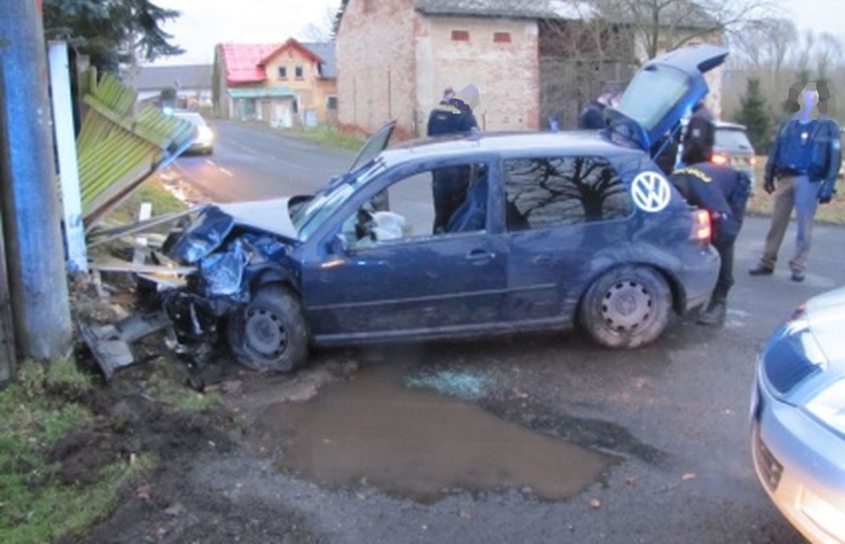 Geisterfahrer auf A93: Strommast beendet Verfolgungsjagd
