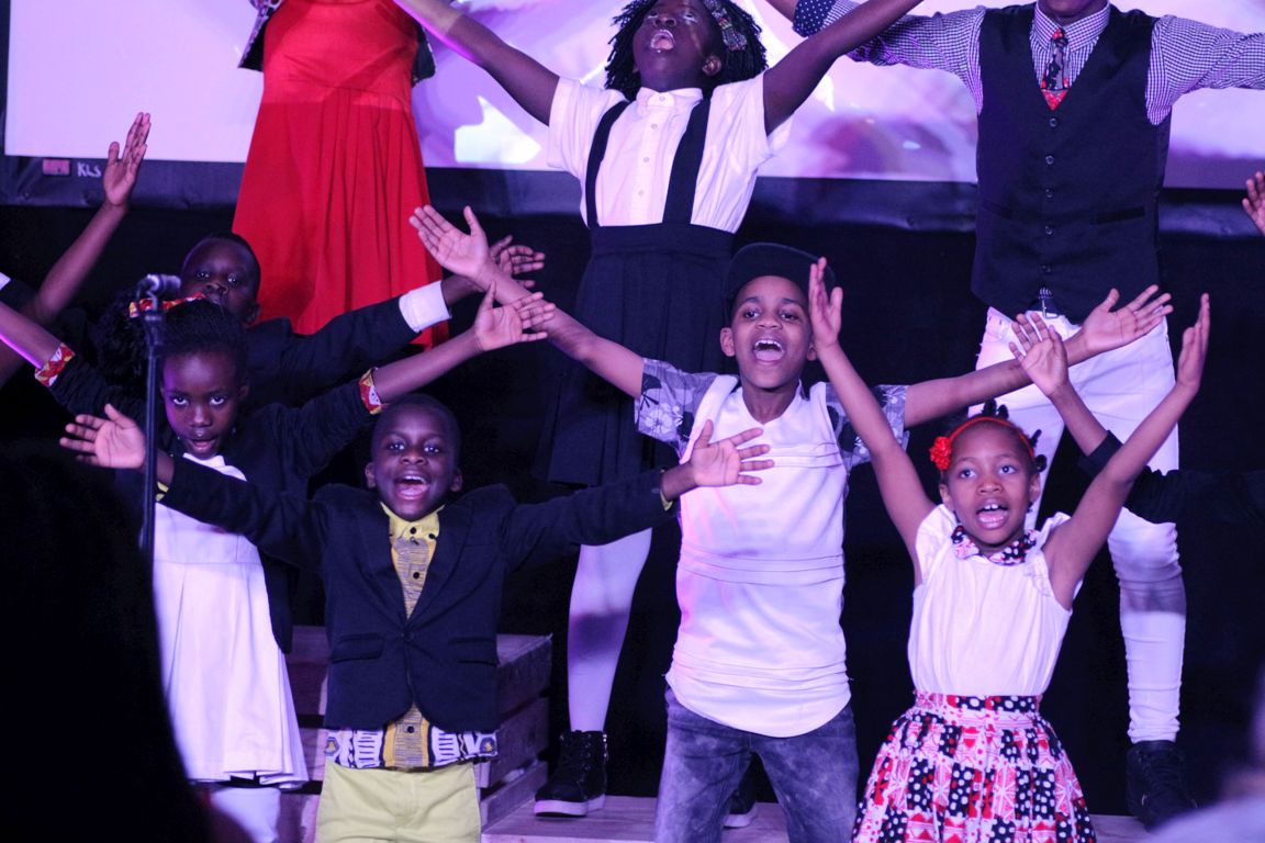 Watoto Kinderchor begeistert in Falkenberg: „Zeichen und Wunder“