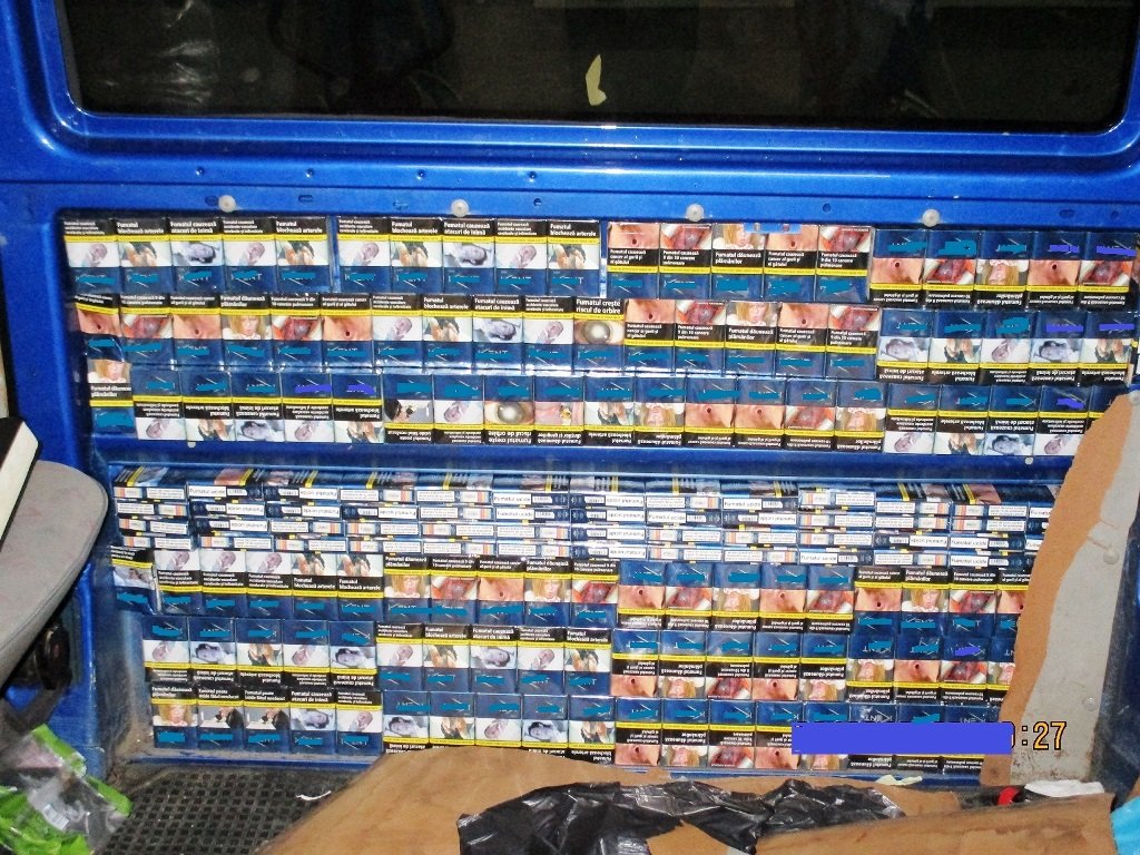 Keine Chance trotz kreativer Verstecke: 17.700 Zigaretten beschlagnahmt