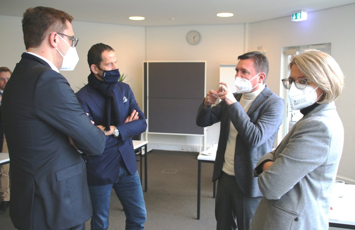 Arbeitsmarkt Nordoberpfalz braucht Rückkehrer, Zuwanderer und Künstliche Intelligenz