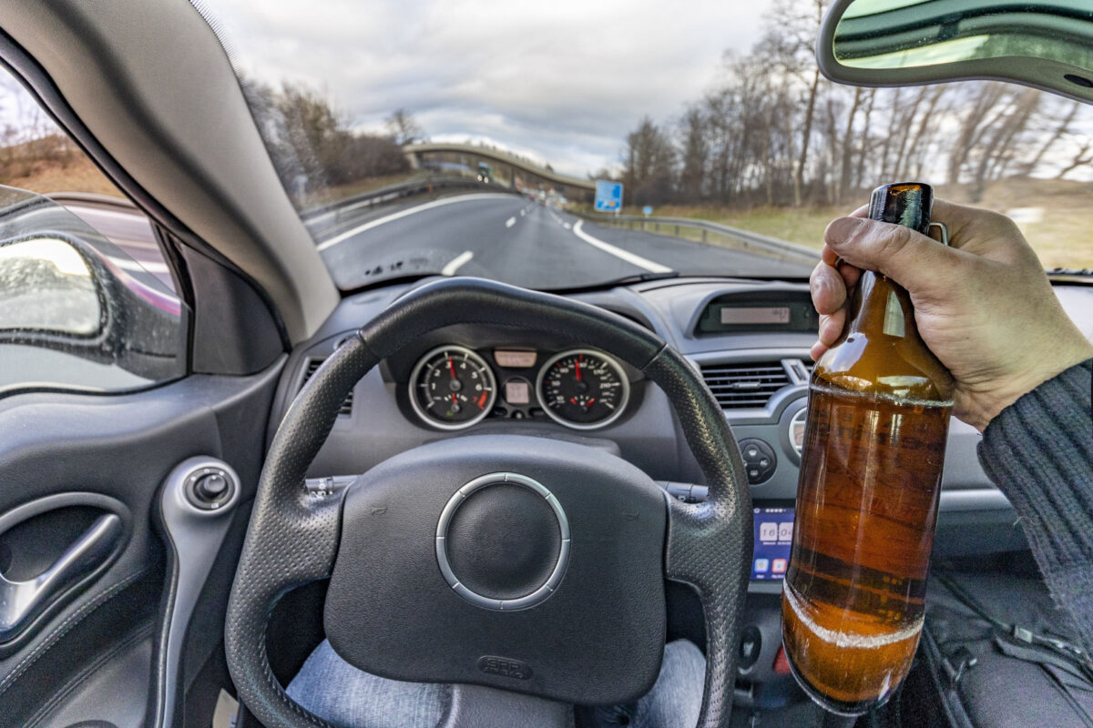 Polizei zieht Alkohol-Fahrer aus dem Verkehr: 22-Jährige mit 1,1 Promille