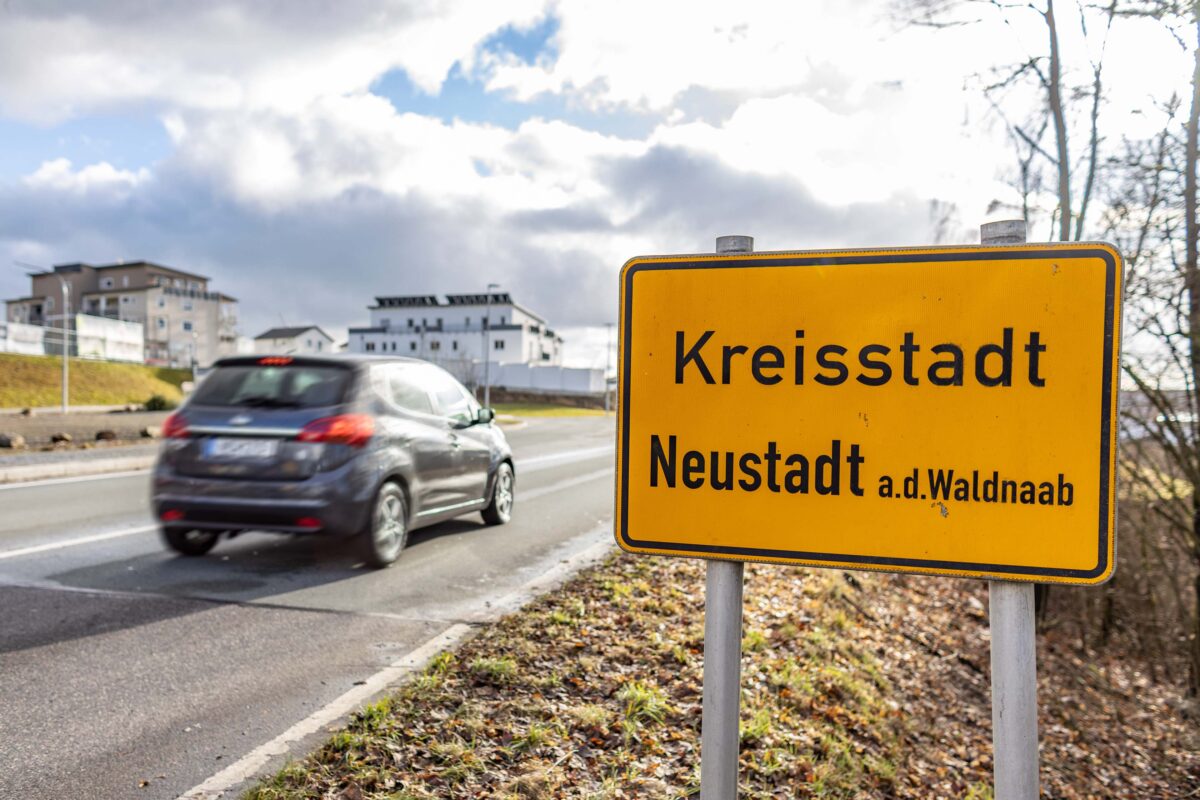 Schnelles Internet für alle: „Graue Flecken“ im Stadtgebiet Neustadt/WN bald Geschichte