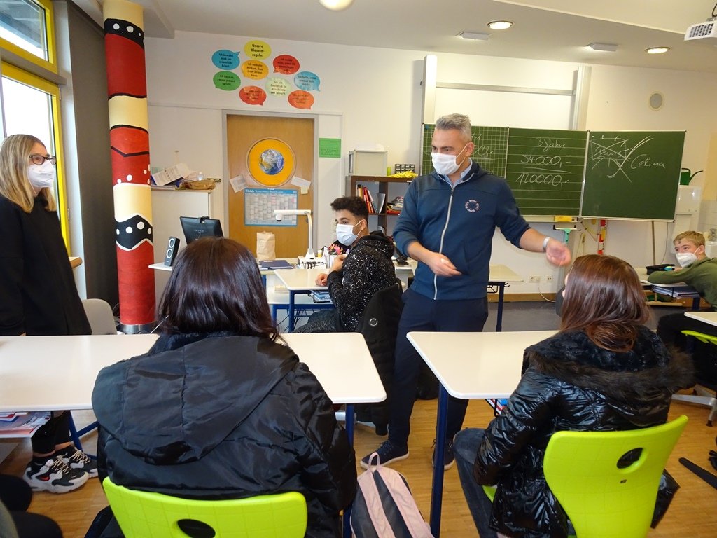 Motivationscoach und Comedian in St. Felix Schule Neustadt