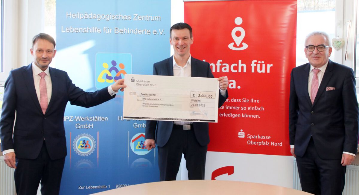 Neue Spielgeräte für das Kinder- und Jugendwohnheim