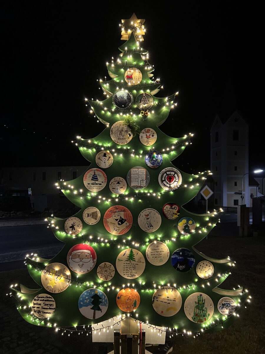 Baum überlebt SPD-Erfolgsaktion