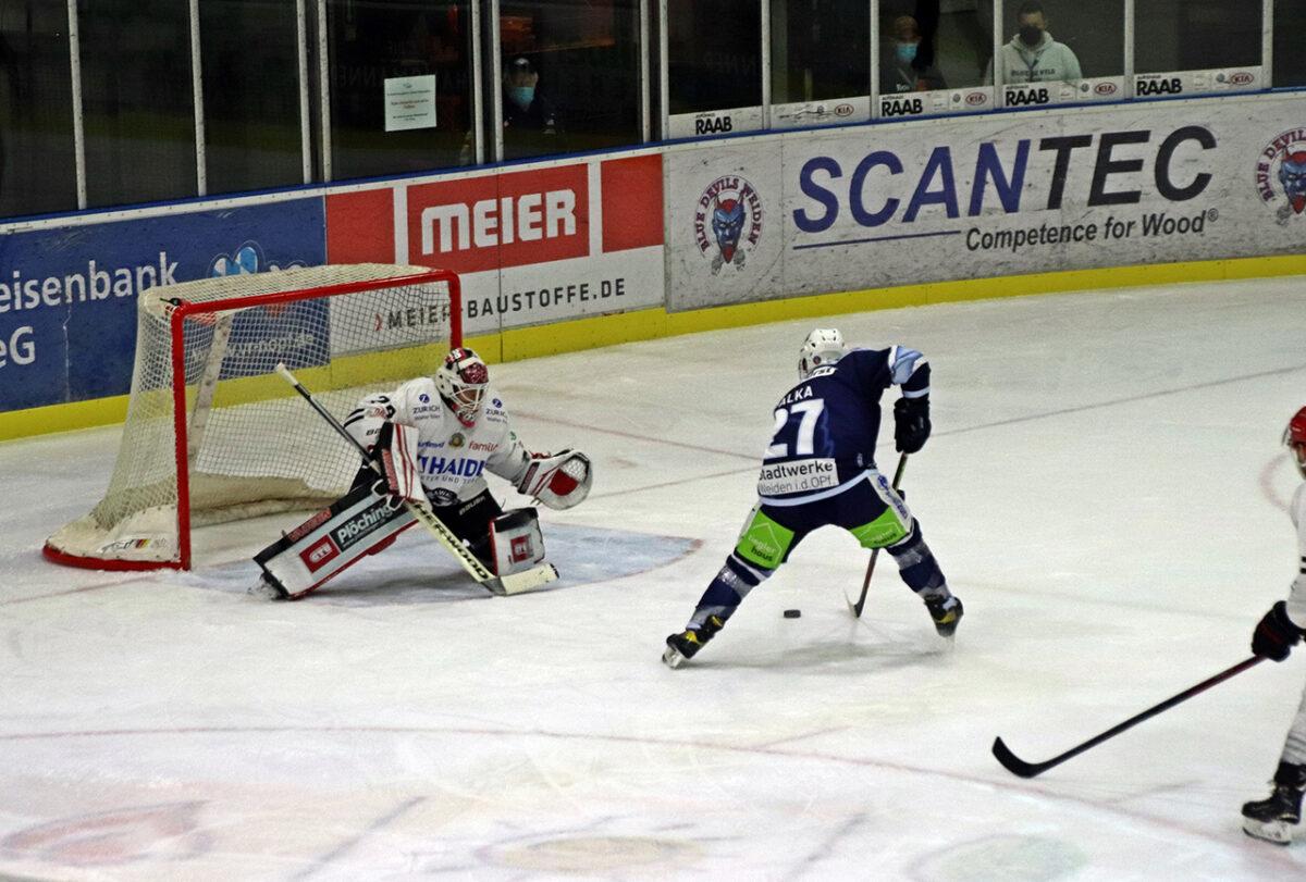 Spiel eins nach Latta-Aus: Blue Devils brauchen Anlaufzeit gegen Passau