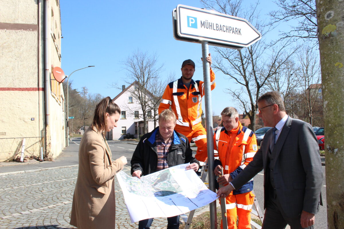 Neue Beschilderung für Parkanlagen und Parkplätze