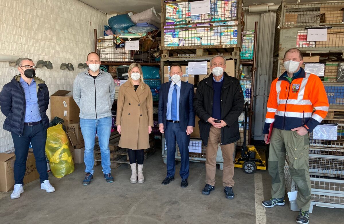 Weiden zeigt Herz: Bauhof sammelt weiter Sachspenden für Ukraine [mit Video]