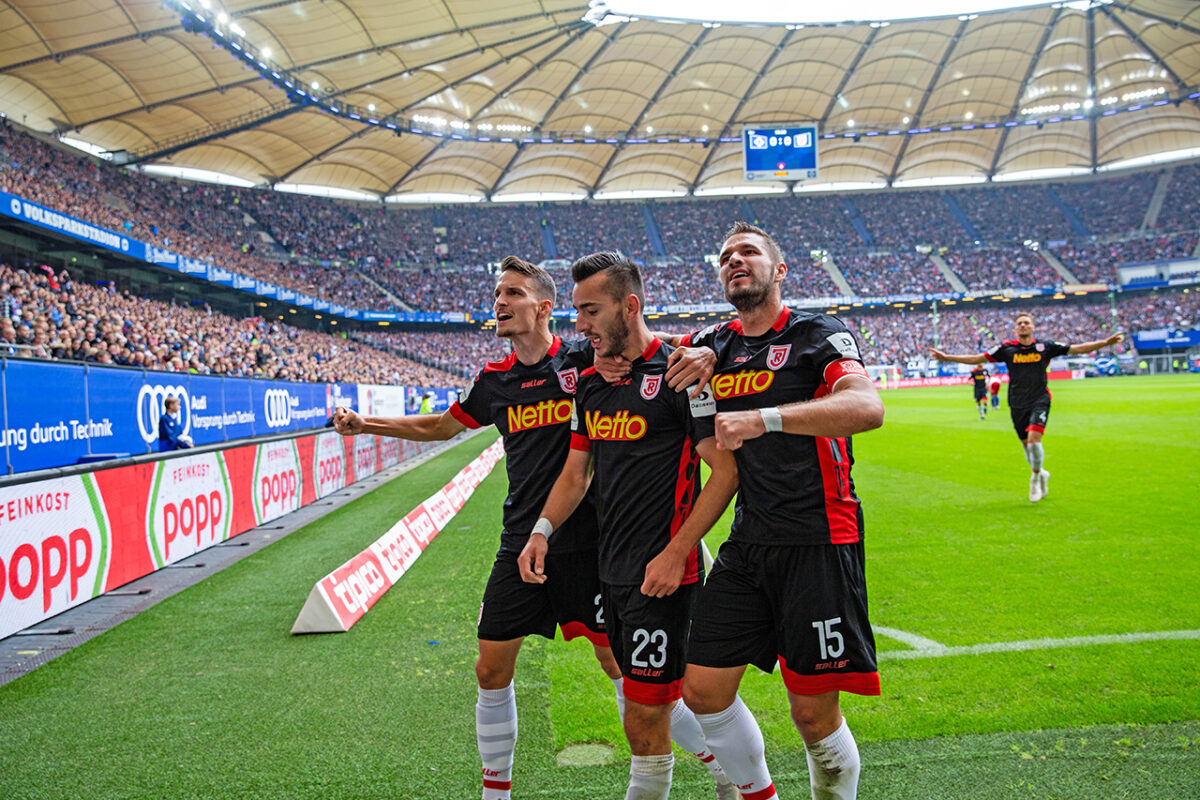 Gelingt dem SSV Jahn gegen den HSV nach vier Jahren wieder einmal ein Coup?