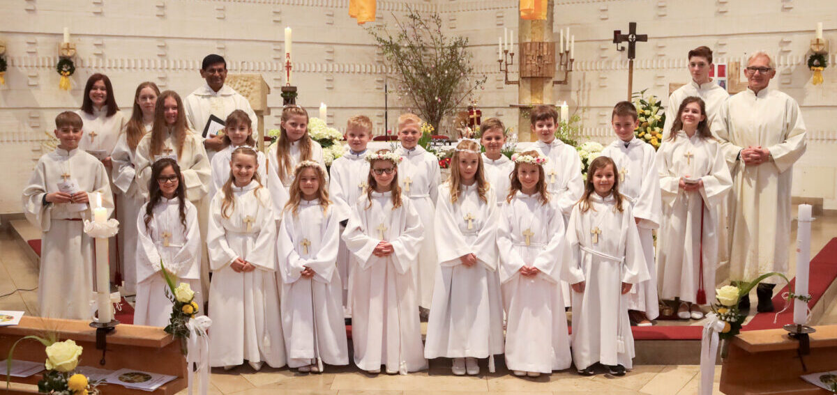14 Kinder in Kirchenthumbach erstmals am Tisch des Herrn