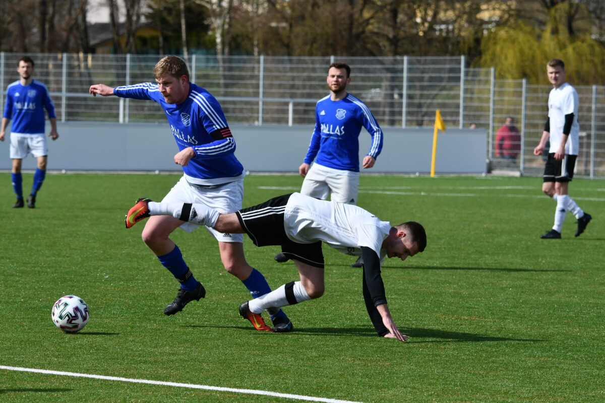 In der Bezirksliga kommt es zu brisanten Abstiegsduellen