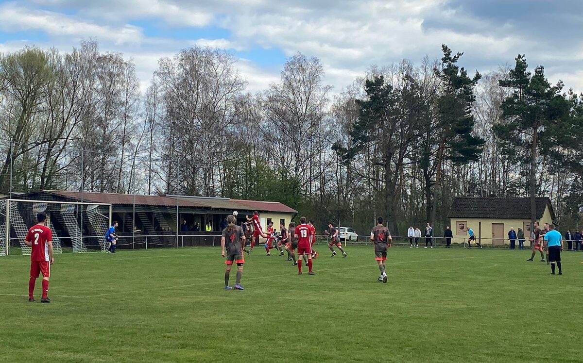 Weiden Ost setzt sich in der Kreisliga etwas ab