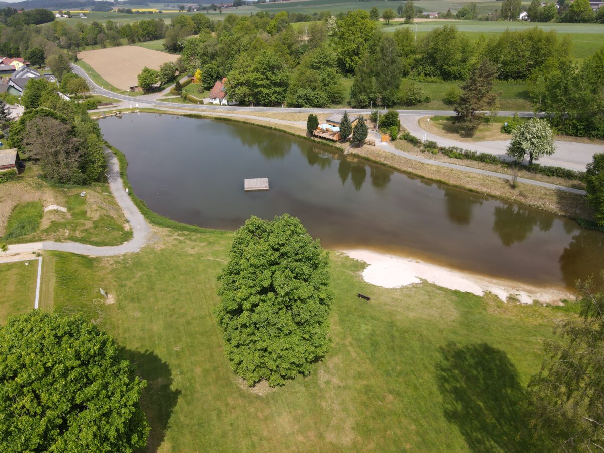 Geschichtsweg rund um den Badeweiher von Waldthurn
