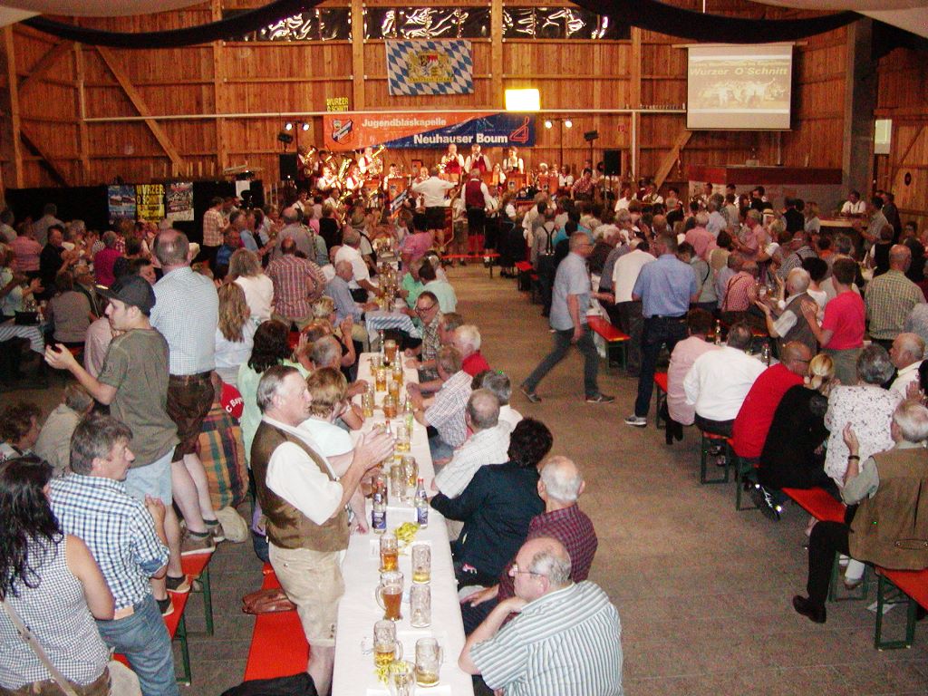 Bayerisch-Böhmischer Abend in der O’Schnitthalle