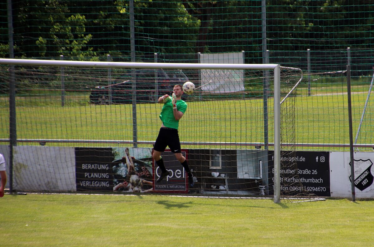 Kreisklasse: SC Eschenbach schlägt Meister Reuth und wahrt seine Aufstiegschance