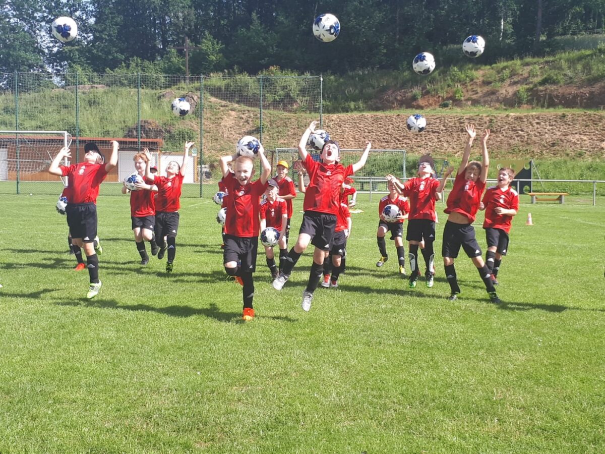 Spiel, Spaß und Fußball pur bei der DJK Neustadt/WN