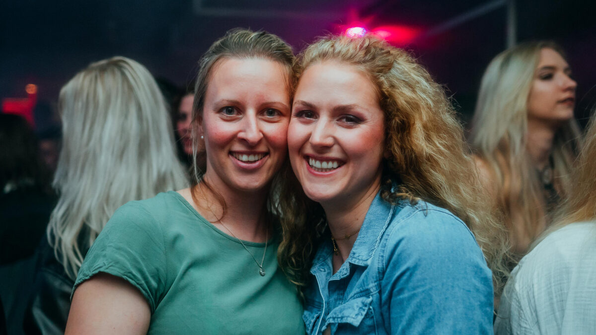 Bildergalerie: Wilde Partynacht mit glücklichen Gewinnern in Weiden