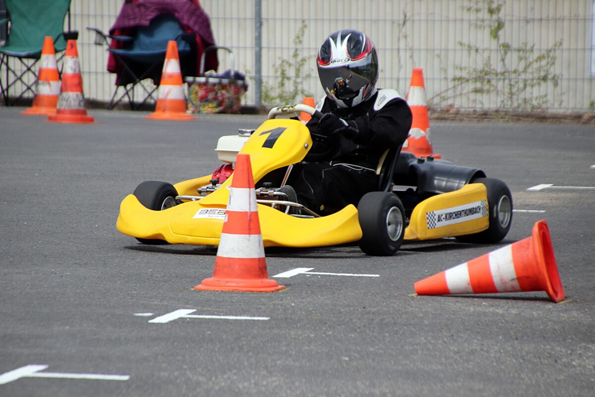 Heiße Duelle beim Jugend-Kart-Slalom in Kemnath