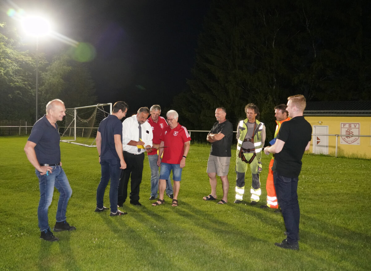 FSV Waldthurn hat eine neue Flutlichtanlage installiert