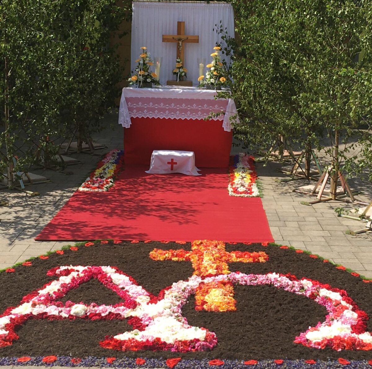Fronleichnam in Leuchtenberg: Ein wirklich schönes und fröhliches Fest
