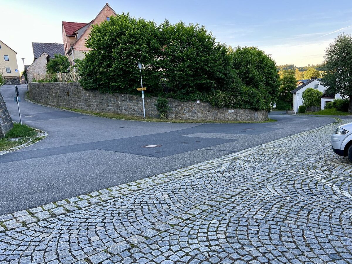 Gemeinderat beschließt Tempo 30 für ganz Störnstein