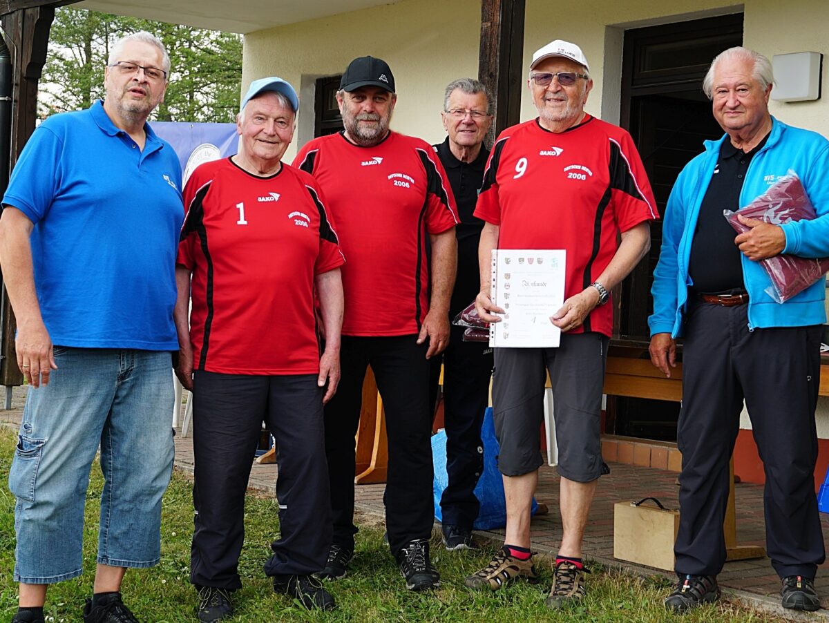 Weidener Spieler Bezirksmeister im Pétanque