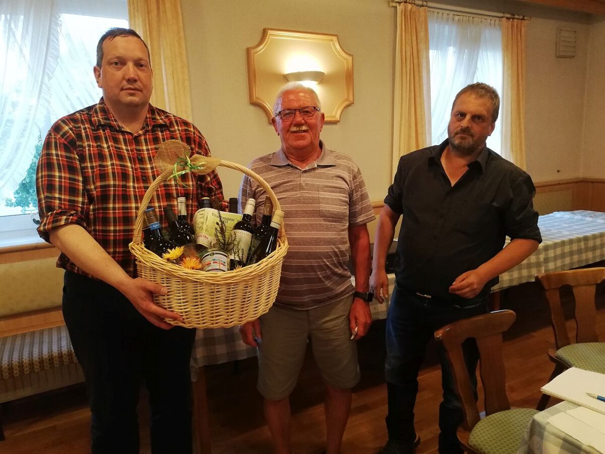 „Vergelts Gott, Edi“ von den Jagdgenossen Kaltenbrunn