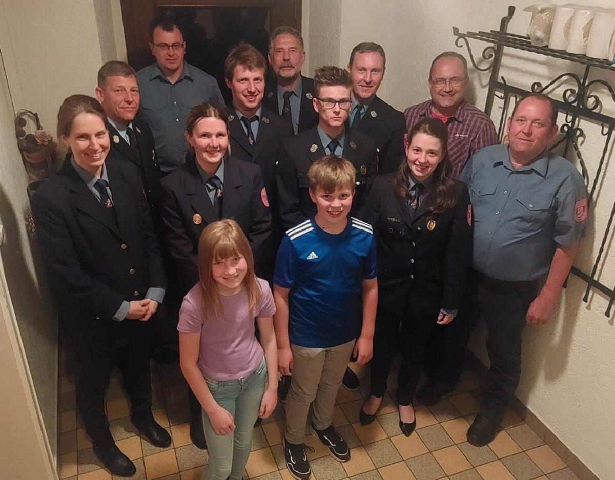 „Klein aber fein“ – Lob für Freiwillige Feuerwehr Woppenrieth