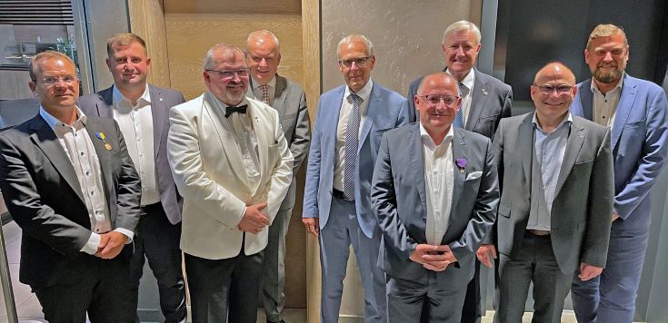 Führungswechsel beim Lions Club Weiden