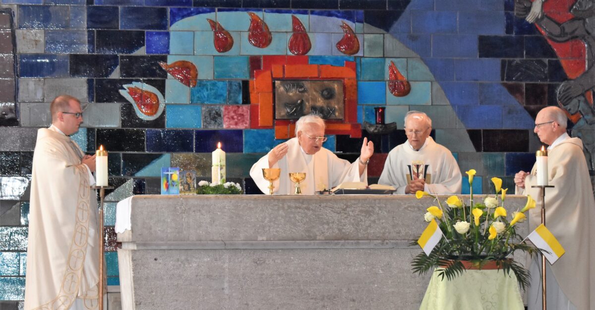 Der Heimat treu nach 50 Jahren: Priesterjubiläum von Gerhard Schmidt