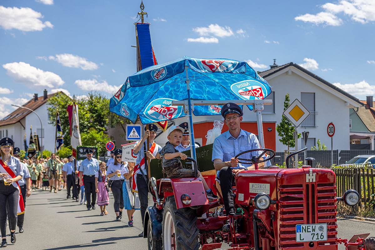 Bildergalerie und Video vom Partymarathon in Weiherhammer: 100 Jahre Scheibenschützen