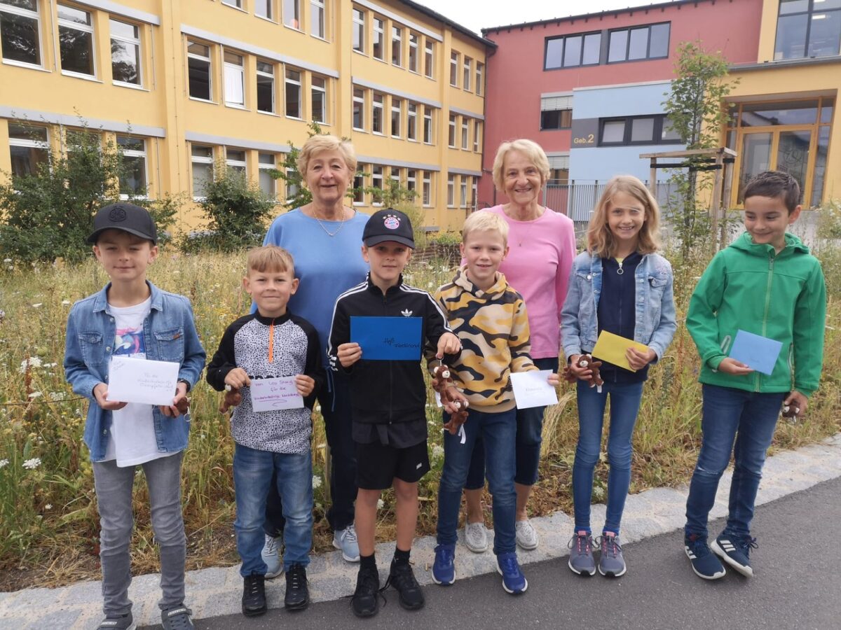 Kinder spenden für Kinderkrebshilfe