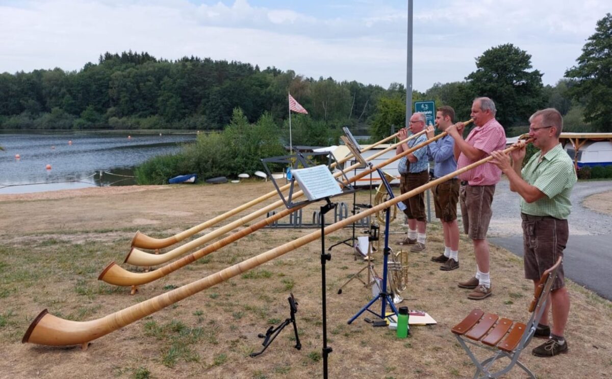 Alphornsound zu Weizen und Weißwurst