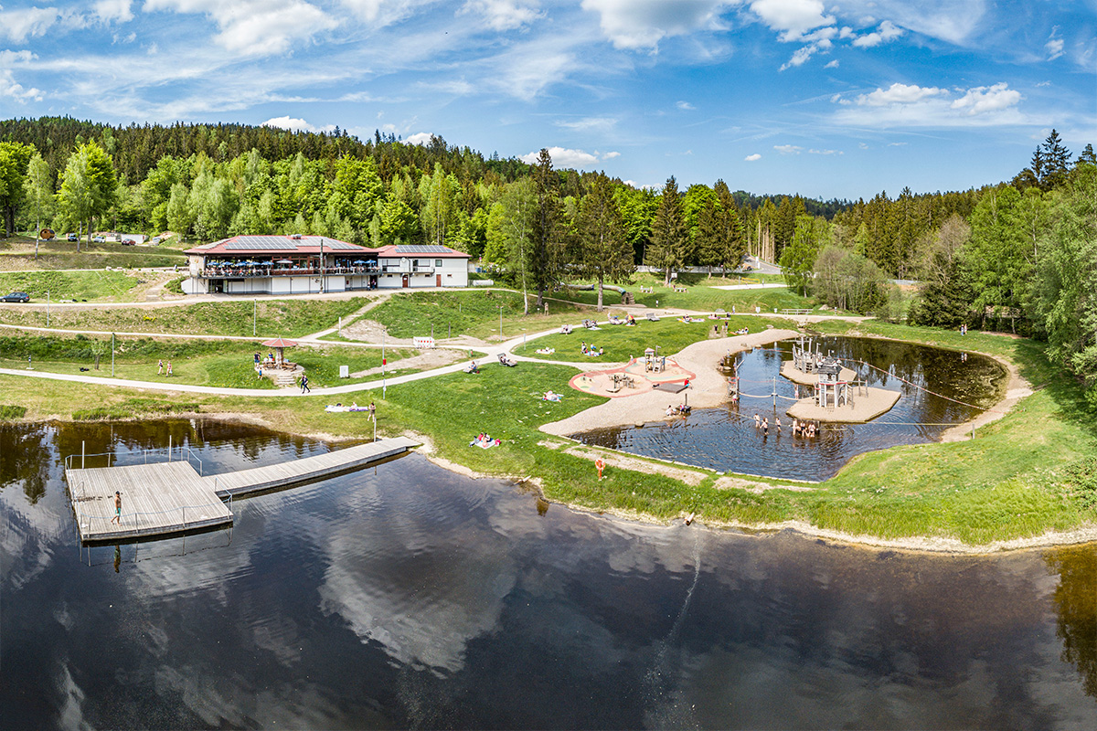 Badespaß in den Ferien: Oberpfälzer loben den Gaisweiher in Flossenbürg